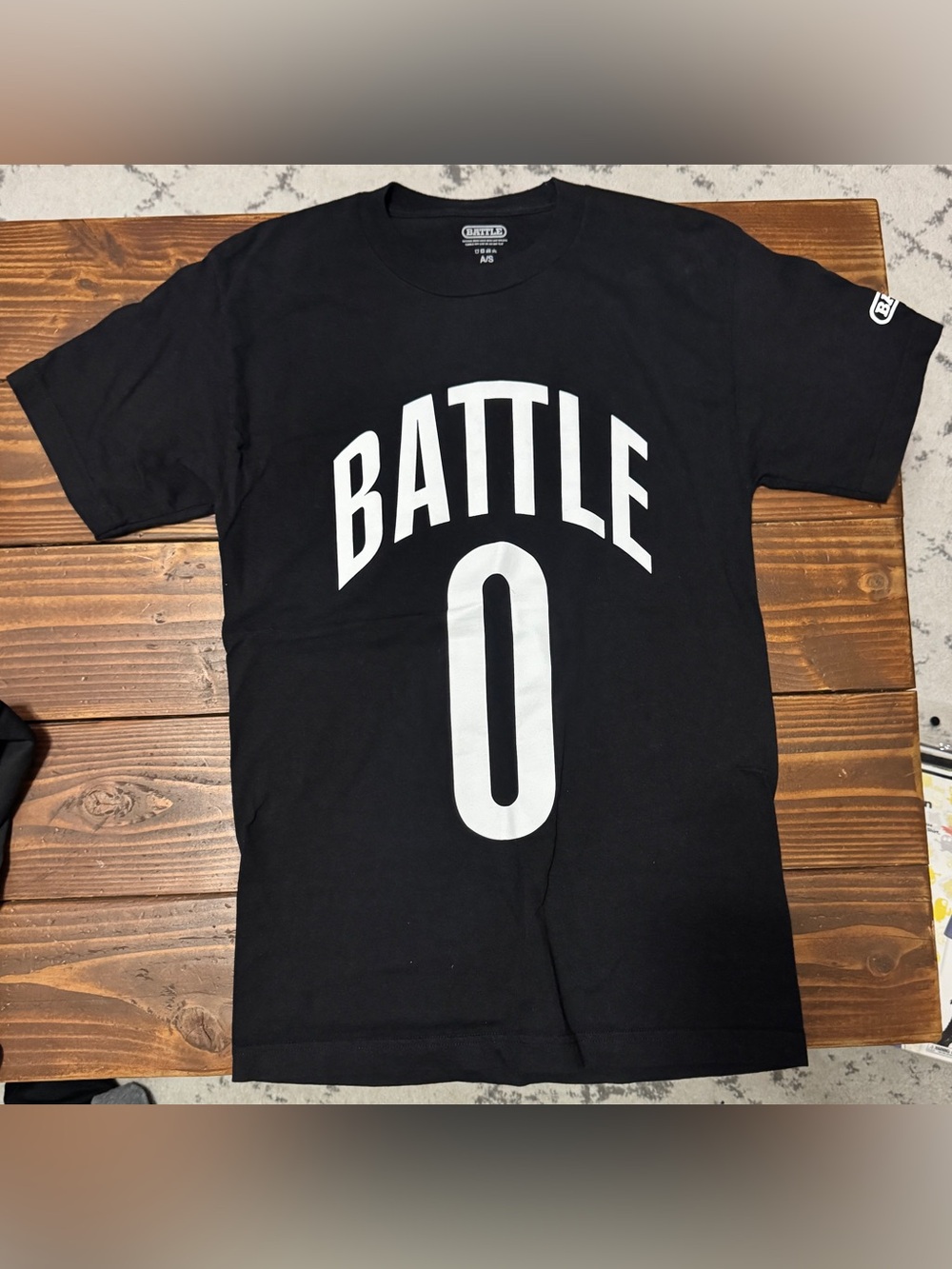 Black "BATTLE 0" Graphic Men's T-Shirt small